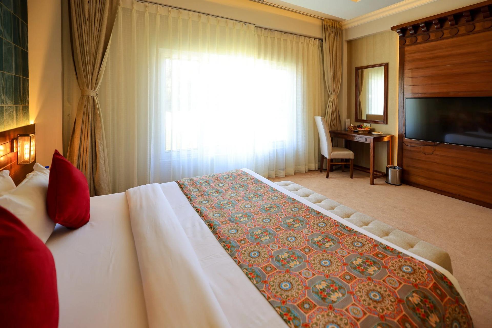 2 - Deluxe Room of Hotel Dolmaling